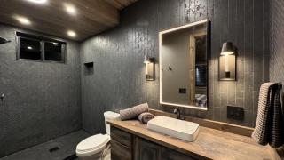 Luxury Mountain Chalet, Spa, Sauna, Game Room, Near Zion & Bryce - 1