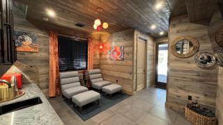 Luxury Mountain Chalet, Spa, Sauna, Game Room, Near Zion & Bryce - 6