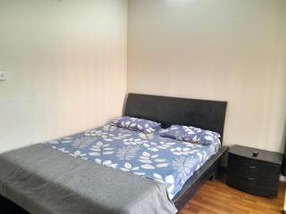 Aarya Stays- 1BHK near Jupiter Hospital - Thane - 4
