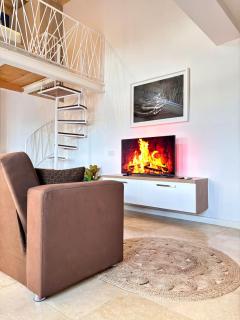 Modern 1BDR City Suite with WiFi & Harbour Views! - Valletta - 0