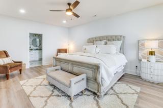 Private Lakeview Haven in Rockford - - 2