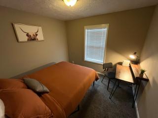 Spacious, 4BR Boho - Family & Pet Friendly - Clarksville - 6