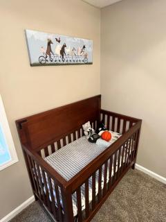 Spacious, 4BR Boho - Family & Pet Friendly - Clarksville - 2