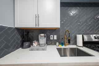 Chic 2BR Haven in Midtown - Prime Location - Houston - 8