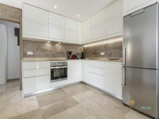 Premium villa with balcony - Playa de Muro - 7
