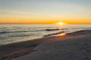 Moasis - Once in a Lifetime views - 3 master suites - room for everyone! Make Memories at Moasis! home - Dauphin Island - 4