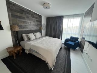MONROE APART HOTEl - 1