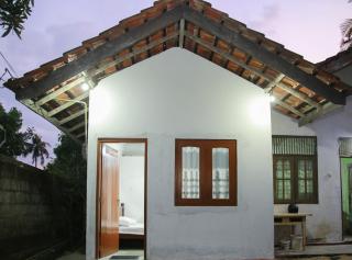 Sayoka Guest House - Ahangama - 0