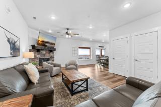 CM132-6 -Summer Breeze- Sleeps 17 home - 9