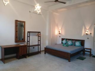 Plantation Surf Inn & Restaurant - Midigama - Midigama-Est - 4