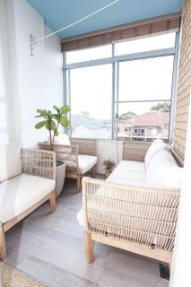Modern 3BR Beachside Oasis - Sydney - 6