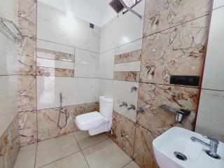 ISHAz HOMES - Ernakulam - 5