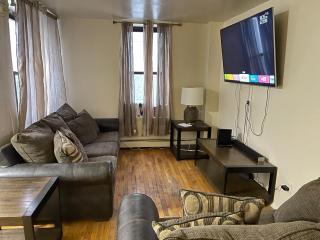 One Bedroom by Month Next to Bronx Zoo - 9