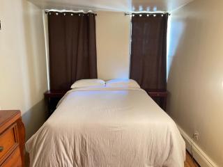 One Bedroom by Month Next to Bronx Zoo - 0