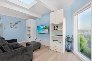 A Romantic Studio w Stunning Ocean View - 7