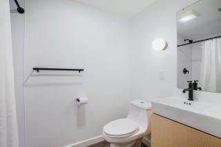 Blueground Capitol Hill lounge wd nr park SEA-816 - 1