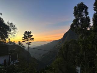 Beyond Nomad Luxury Hostel - 8