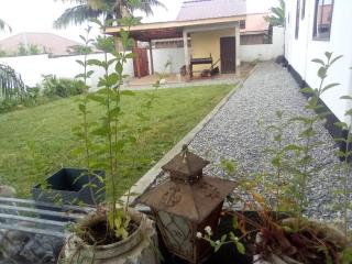 3 Bed Villa-Private Garden-OffStreetParking-AirCon - Kasoa - 8