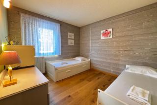 Apartment with balconies on the snow front - Megève - 1