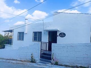 LOTUS House - Soke - 3