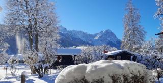 Hilleprandt - Adults Only - 8