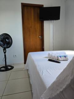 Edificio Hayannes - 01 quarto - cozinha - banheiro - garagem coberta - Maringá - 4
