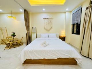Vietnam Travelers Home 1 with Cozy Private Balcony - 0
