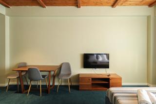 Neo Gudauri Sylish Studio - Managed By Wehost - Goedaoeri - 0