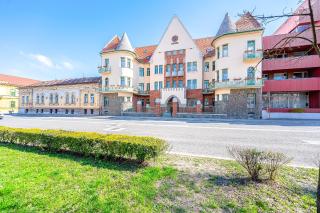 Palace Apartment, center of Košice - Košice - 4