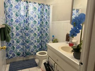 Kozy Bahamas Getaway - 1