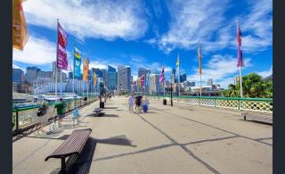 Fish Market 2BR Stylish House -10 mins Walk - 5