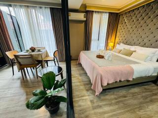Patong rooftop Pool luxury Condo with Bathtub and sofa bed big balcony - Patong - 5