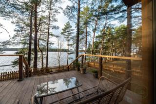 Zakątek Wdzydze nad samym jeziorem - pierwsza linia - 8