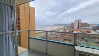 806 Ocean View Luxury Free Wi-Fi Aircon Parking - Durban - 7