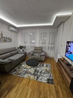 Relax & Enjoy Apartment - Novi Sad - 4