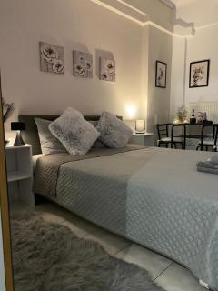The Cozy Cine-Hub - Serres - 8