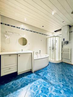 Cozy 4BR Apartment for up to 12People, 10Minutes to FAC Platz - Vienne - 5