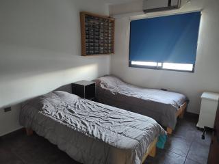 Casa de 2 pisos, Zona Aeropuerto, 3 dormitorios - 8