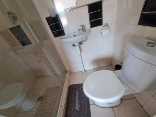 The Parks Guest House - 7