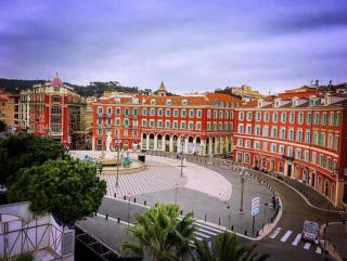 Golden Square - Nizza - 1