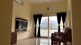 Gold Mountain Stay Studio Room - Tiruvannāmalai - 8