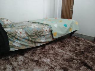 Meraaj Guest House - - 1