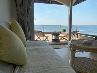 Baan Jai Dee Beach Front Hotel - Wok Tum - 4
