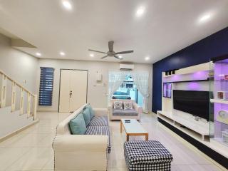 Ipoh bercham tropicana meditare 4br4bath 14pax - 7