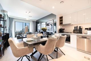 Luxury 2BR Burj Khalifa View Dubai Mall - 6