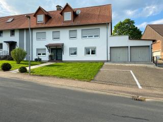 Schöne Ferien- Monteurswohnung - ruhig und malerisch gelegen - Hofgeismar - 8