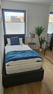 CASA 8070 Ingolstadt Donau an der A9 - Maisonette-Wohnung 91qm 4 Zimmer ideal für Gruppen Familien Geschäftsreisende für 1-8 Personen - Gratis WLAN Netflix WaipuTV Kaffee Tee - inklusive Parkplatz - Ingolstadt - 5