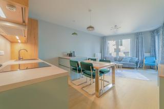 Chic Prague Living at Vista Serenity Apartment with Balcony - Prague - 4