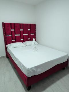 Amplia casa de 5 dormitorios con garaje y cocinas dobles - Cali - 5