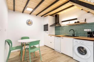 Marie Curie Flats, Lovely Duplex 3 - 5